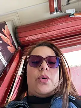 แชท XXX สดของ MelissaPrettyMilf