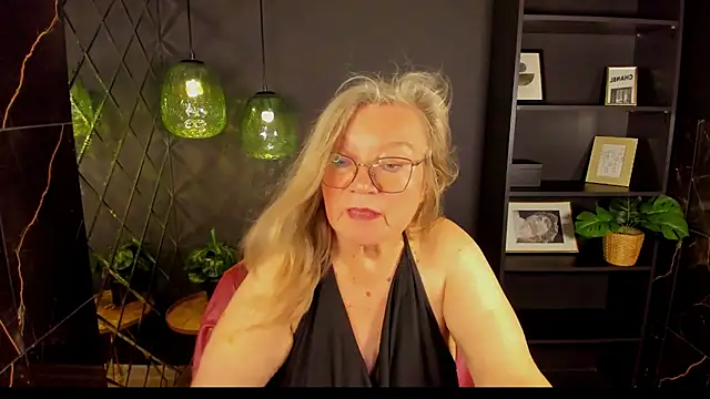 NataliMellow's Live XXX Chat