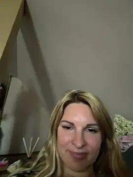 kinkysarahx's Live XXX Chat