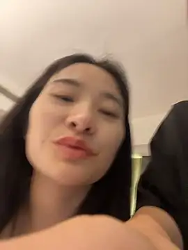 Zoe-520's Live XXX Chat