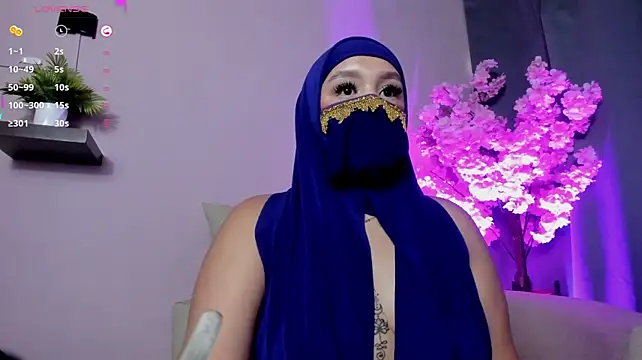 Онлайн чат XXX khalilah_