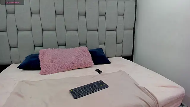 Czat XXX na żywo – Ary-Hot_
