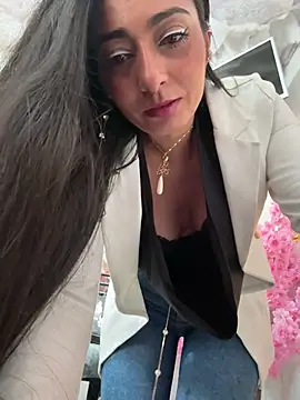 IsabellaMariet Chat XXX in diretta