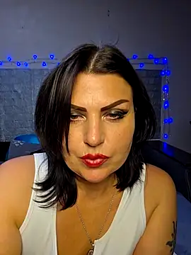 XXX chat uživo modela kataleya94