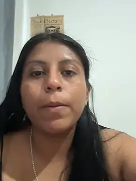 AstridHot94's Live XXX Chat
