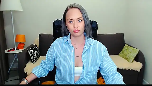 XXX chat uživo modela LiluMoon__
