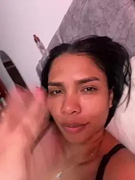 Chat XXX ao vivo de girlskinny06