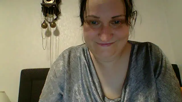 _squirty_cum_lady_'s Live XXX Chat
