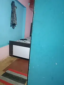 Kdamini Adlı Modelin Canlı XXX Sohbeti