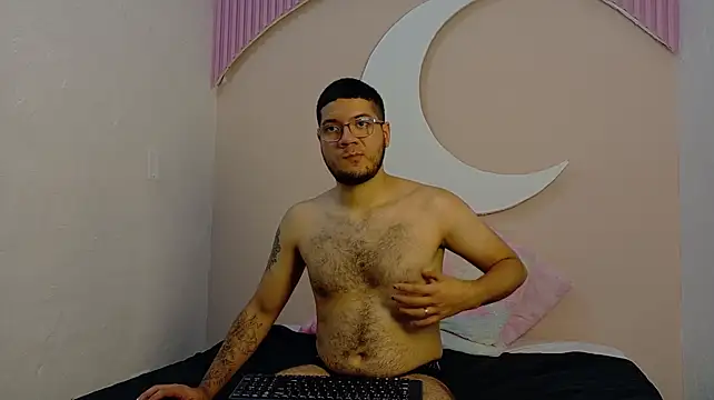 Czat XXX na żywo – JacobMills_8