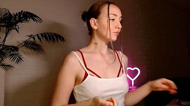 WhitePrincessLuna's Live XXX Chat