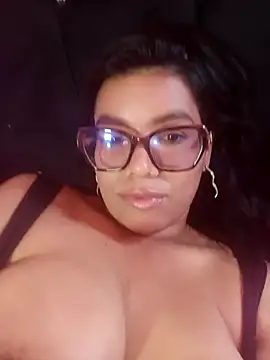 Catha- Live XXX-Chat