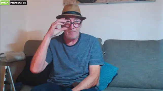 XXX chat uživo modela bluedae1