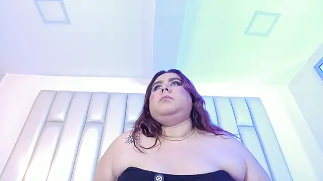aandreaperezのライブXXXチャット