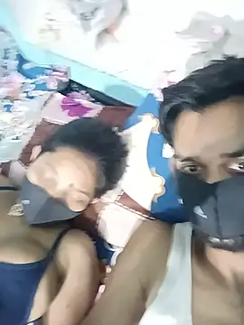 RoyalDesiCouple's Live XXX Chat