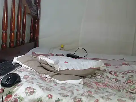 Chat XXX ao vivo de Queentesi