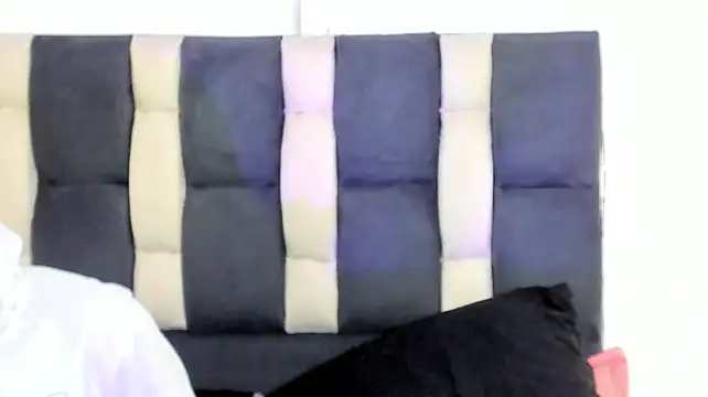 XXX chat uživo modela Adonibaskerville4