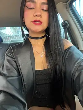Dakota-fire's Live XXX Chat