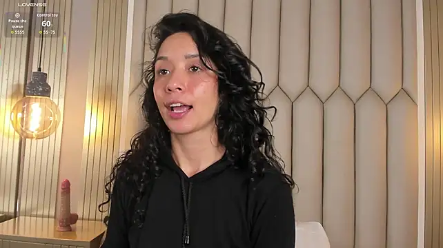 LuisaMarquez's Live XXX Chat