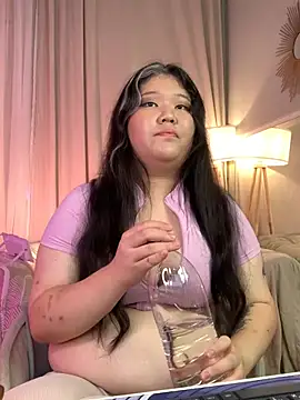 Czat XXX na żywo – mina_rae