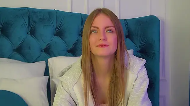 Czat XXX na żywo – SofiaSarvains