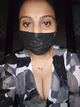 Your-Shalu's Live XXX Chat