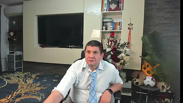 SpartacusDaddy48 Chat XXX in diretta