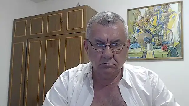 XXX chat uživo modela machomale3