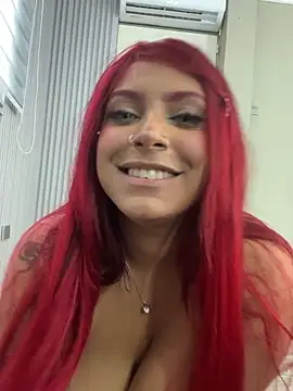 Chat +18 de GiaRedd ao vivo