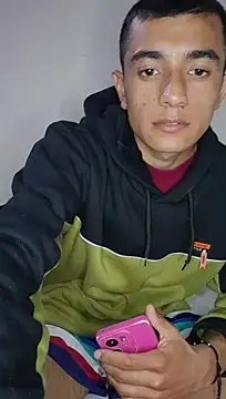 Thick_Cock 现场XXX聊天