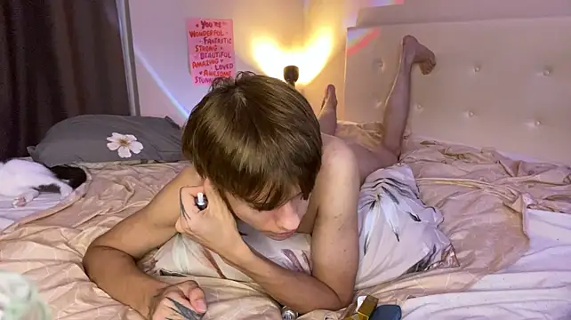orange__boyy XXX чат на живо