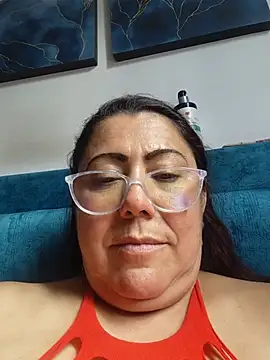 EmmaJhomson Adlı Modelin Canlı XXX Sohbeti