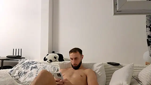 แชท XXX สดของ RyanStorm_