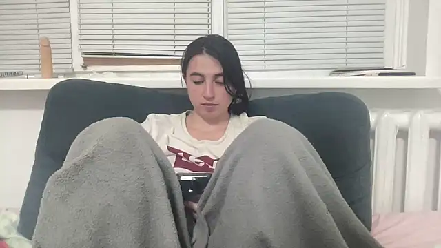 Aphr0ditee Adlı Modelin Canlı XXX Sohbeti