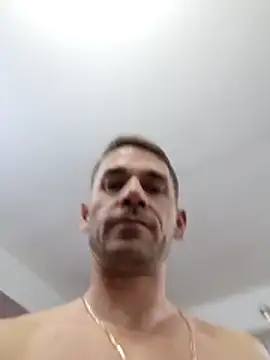 FreeRider111 Chat XXX live