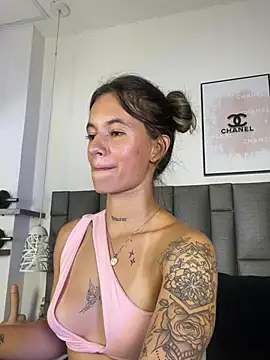 แชท XXX สดของ JuliaColemann
