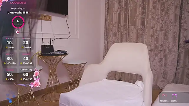 wwasian Adlı Modelin Canlı XXX Sohbeti