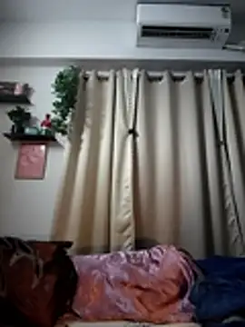 QueenBebe99's Live XXX Chat