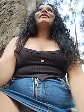 Yaya_paid's Live XXX Chat