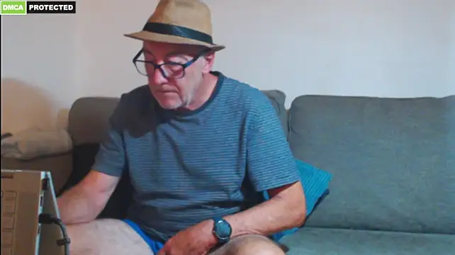 XXX chat uživo modela bluedae1
