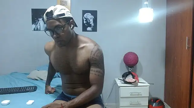 Chatroom XXX en direct de king_smith69