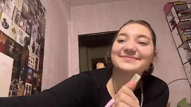 Živý XXX chat TynishaShute