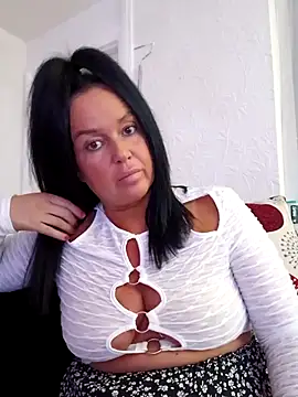 Chat +18 de LexiLouBabe ao vivo