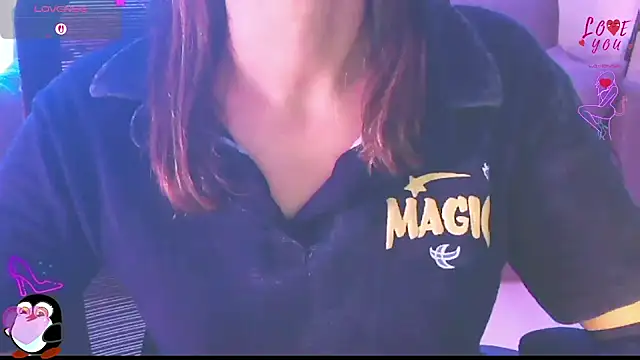 Chat +18 de Layla_Ahh ao vivo