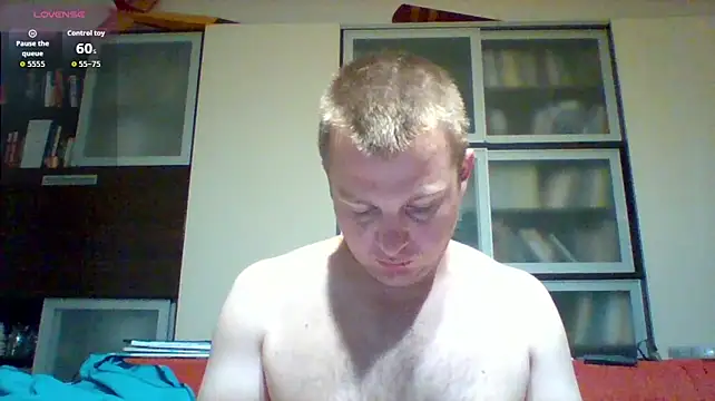 Chat XXX en directo de Matttthees