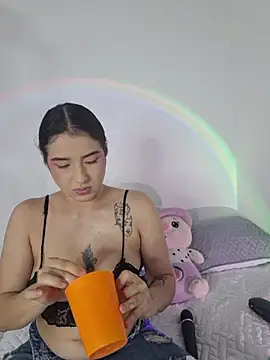 Ashley_Evanss22's Live XXX Chat
