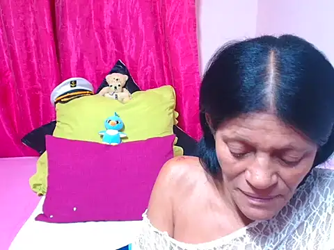 sluttyrox – Live XXX-chat