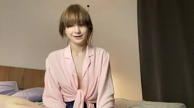 Chat +18 de Lia_Kim_ ao vivo