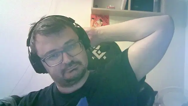 Chat XXX en directo de SirAbuser
