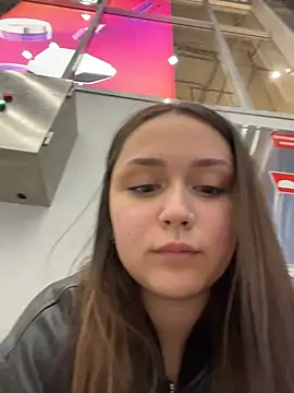 EvelynFly's Live XXX Chat